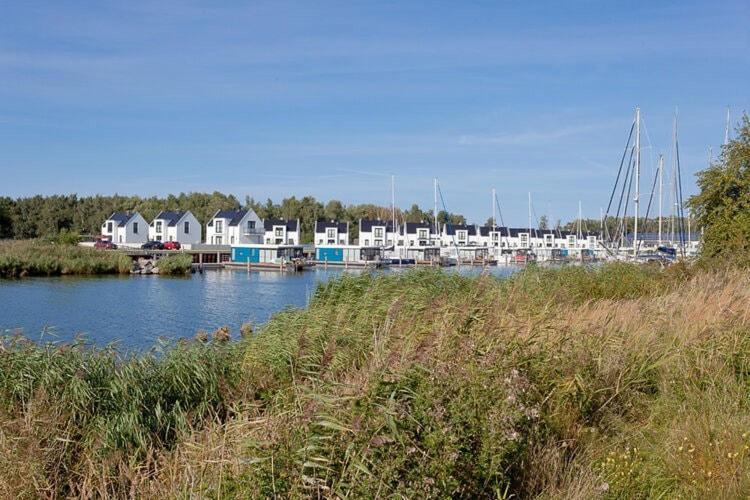 Ferienhaus Am Yachthafen In Peenemuende Luaran gambar